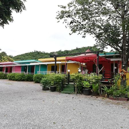 Banrimkhao Pakchong Villa Kültér fotó