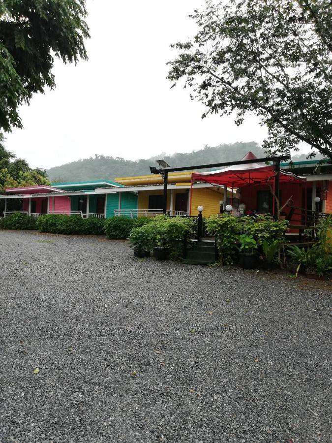 Banrimkhao Pakchong Villa Kültér fotó