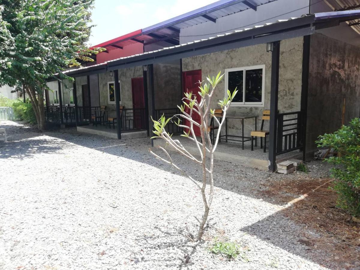Banrimkhao Pakchong Villa Kültér fotó